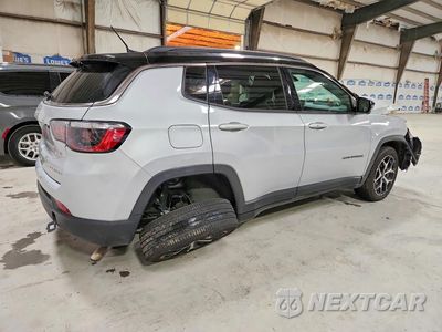 Trzecie zdjęcie samochodu z tyłu: 2026 JEEP COMPASS LIMITED VIN:3C4NJDCN5TT178611 - miniatura