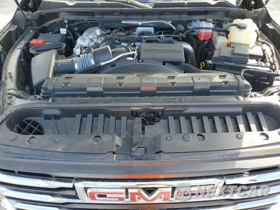 Zdjęcie 11 z 12 samochodu: 2025 GMC SIERRA K2500 SLT VIN:1GT4UNEY0SF255006 - miniatura