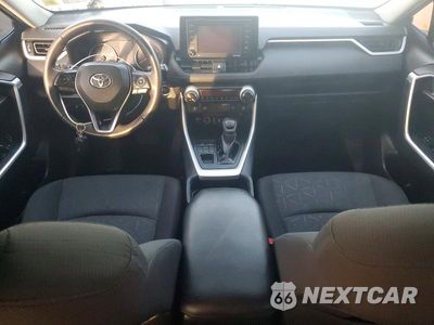 Zdjęcie 8 z 13 samochodu: 2021 TOYOTA RAV4 XLE VIN:2T3P1RFV6MC180588 - miniatura