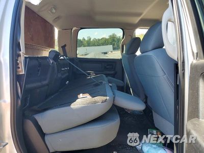 Zdjęcie 10 z 13 samochodu: 2018 RAM 2500 ST VIN:3C6UR5CL1JG175288 - miniatura