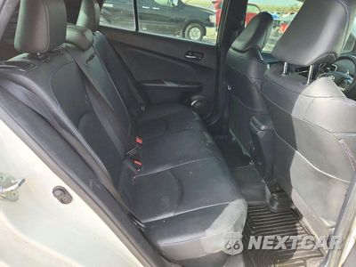 Zdjęcie 10 z 12 samochodu: 2016 TOYOTA PRIUS THREE TOURING VIN:JTDKARFU9G3021975 - miniatura