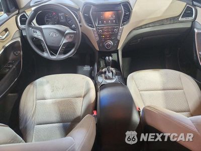 Zdjęcie 8 z 13 samochodu: 2017 HYUNDAI SANTA FE SE VIN:KM8SM4HFXHU194274 - miniatura