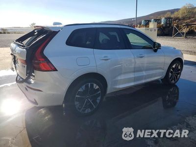 Trzecie zdjęcie samochodu z tyłu: 2026 VOLVO XC60 PLUS VIN:YV4M12RC0T1454445 - miniatura