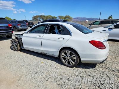 Drugie zdjęcie samochodu z przodu: 2015 MERCEDES-BENZ C 300 VIN:55SWF4JB8FU050167 - miniatura