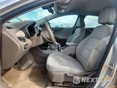 Zdjęcie 7 z 13 samochodu: 2017 CHEVROLET MALIBU LS VIN:1G1ZB5ST8HF288678 - miniatura