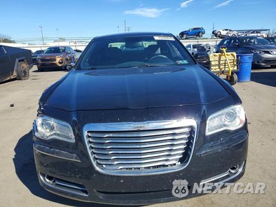 Piąte zdjęcie samochodu w środku: 2013 CHRYSLER 300 VIN:2C3CCAAG5DH630463 - miniatura