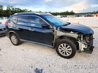 Czwarte zdjęcie samochodu z boku: 2018 NISSAN ROGUE SV VIN:KNMAT2MT8JP548395 - miniatura