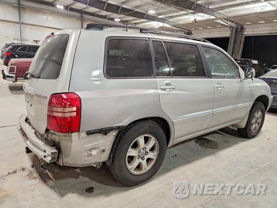 Trzecie zdjęcie samochodu z tyłu: 2002 TOYOTA HIGHLANDER LIMITED VIN:JTEHF21A120041286 - miniatura