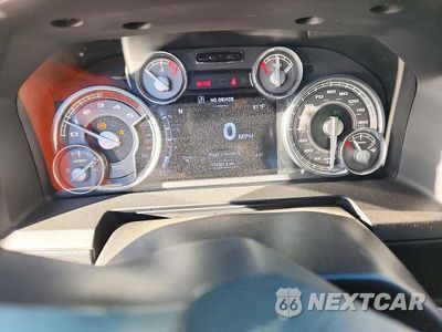 Zdjęcie 9 z 12 samochodu: 2016 RAM 3500 LONGHORN VIN:3C63R3FLXGG263759 - miniatura