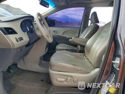 Zdjęcie 7 z 13 samochodu: 2013 TOYOTA SIENNA XLE 8-PASSENGER VIN:5TDYK3DC7DS381254 - miniatura