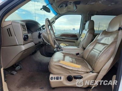 Zdjęcie 7 z 13 samochodu: 2000 FORD EXCURSION LIMITED VIN:1FMNU43S4YEA30059 - miniatura