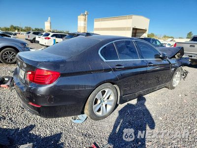 Trzecie zdjęcie samochodu z tyłu: 2012 BMW 528 XI VIN:WBAXH5C56CDW08207 - miniatura