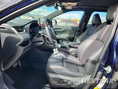 Zdjęcie 7 z 14 samochodu: 2025 TOYOTA RAV4 XSE VIN:JTMFB3FV2SD245256 - miniatura