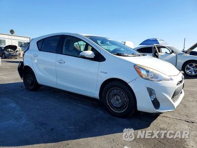 Czwarte zdjęcie samochodu z boku: 2016 TOYOTA PRIUS C ONE VIN:JTDKDTB32G1136835 - miniatura