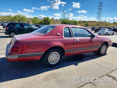 Trzecie zdjęcie samochodu z tyłu: 1983 FORD THUNDERBIRD VIN:1FABP46F6DH130210 - miniatura