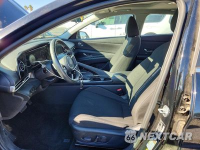 Zdjęcie 7 z 12 samochodu: 2021 HYUNDAI ELANTRA SEL VIN:5NPLN4AG8MH023407 - miniatura