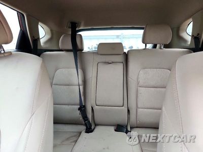 Zdjęcie 10 z 13 samochodu: 2016 HYUNDAI TUCSON SE VIN:KM8J33A44GU032723 - miniatura