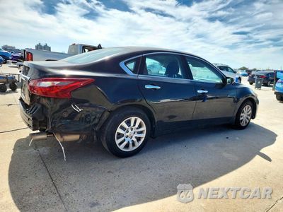 Trzecie zdjęcie samochodu z tyłu: 2018 NISSAN ALTIMA 2.5 S VIN:1N4AL3AP6JC206258 - miniatura
