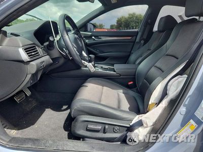 Zdjęcie 7 z 12 samochodu: 2022 HONDA ACCORD SPORT VIN:1HGCV1F39NA106410 - miniatura