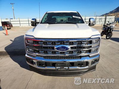 Piąte zdjęcie samochodu w środku: 2025 FORD F350 SUPER DUTY VIN:1FT8W3BN2SEC89187 - miniatura