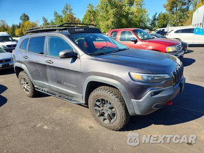 Czwarte zdjęcie samochodu z boku: 2019 JEEP CHEROKEE TRAILHAWK VIN:1C4PJMBN1KD225177 - miniatura