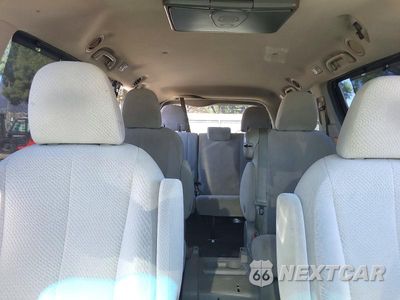 Zdjęcie 10 z 14 samochodu: 2012 TOYOTA SIENNA LE VIN:5TDKK3DC4CS252487 - miniatura