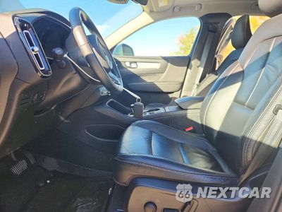 Zdjęcie 7 z 12 samochodu: 2022 VOLVO XC40 T5 MOMENTUM VIN:YV4162UK7N2715120 - miniatura