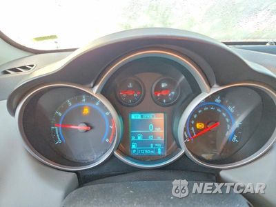Zdjęcie 9 z 12 samochodu: 2013 CHEVROLET CRUZE LS VIN:1G1PA5SH1D7258657 - miniatura