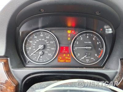 Zdjęcie 9 z 13 samochodu: 2013 BMW 328 I SULEV VIN:WBADW7C57DE733801 - miniatura