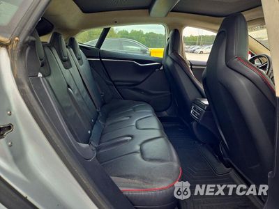 Zdjęcie 10 z 13 samochodu: 2013 TESLA MODEL S P85 VIN:5YJSA1DP7DFP16565 - miniatura