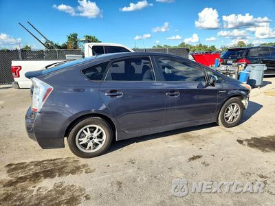 Trzecie zdjęcie samochodu z tyłu: 2011 TOYOTA PRIUS TWO VIN:JTDKN3DUXB0279369 - miniatura