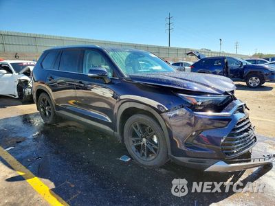 Czwarte zdjęcie samochodu z boku: 2025 TOYOTA GRAND HIGHLANDER HYBRID LIMITED VIN:5TDACAB51SS046124 - miniatura