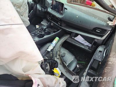Zdjęcie 8 z 13 samochodu: 2023 NISSAN ROGUE SV VIN:5N1BT3BA2PC866567 - miniatura