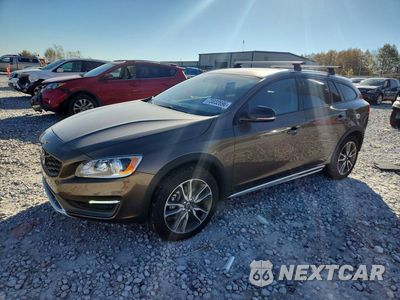 2015 VOLVO V60 CROSS COUNTRY PREMIER YV4612HK5F1000391 - główne zdjęcie licytacji z USA - miniatura