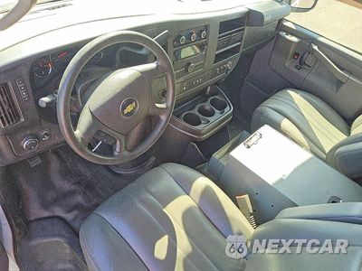 Zdjęcie 8 z 14 samochodu: 2020 CHEVROLET EXPRESS G2500 VIN:1GCWGAFP2L1262729 - miniatura