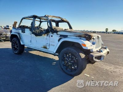 Czwarte zdjęcie samochodu z boku: 2023 JEEP WRANGLER SAHARA 4XE VIN:1C4JJXP63PW699183 - miniatura