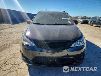 Piąte zdjęcie samochodu w środku: 2019 CHRYSLER PACIFICA TOURING L VIN:2C4RC1BG0KR548538 - miniatura