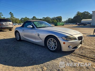 Czwarte zdjęcie samochodu z boku: 2005 BMW Z4 2.5 VIN:4USBT33535LS55444 - miniatura