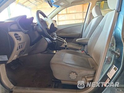Zdjęcie 7 z 12 samochodu: 2004 MITSUBISHI OUTLANDER LS VIN:JA4LX31F54U052391 - miniatura