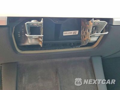 Zdjęcie 9 z 12 samochodu: 2024 TESLA MODEL Y VIN:7SAYGAEE1RF201576 - miniatura