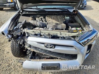Zdjęcie 12 z 14 samochodu: 2018 TOYOTA 4RUNNER SR5 VIN:JTEBU5JR0J5525681 - miniatura