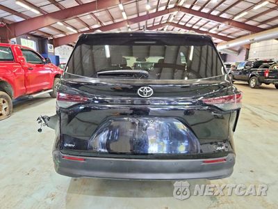Zdjęcie 6 z 13 samochodu: 2026 TOYOTA SIENNA XLE 8-PASSENGER VIN:5TDYRKEC7TS328573 - miniatura