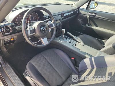 Zdjęcie 8 z 13 samochodu: 2008 MAZDA MX-5 MIATA VIN:JM1NC26F380142942 - miniatura