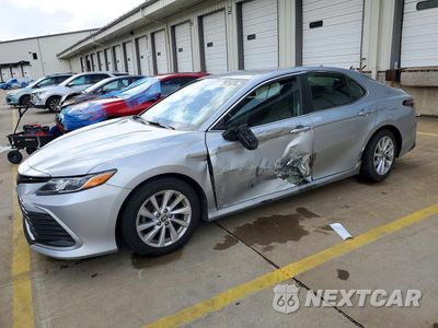 2021 TOYOTA CAMRY LE 4T1C11AK7MU474750 - główne zdjęcie licytacji z USA - miniatura
