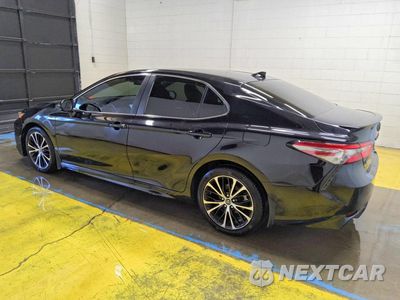 Drugie zdjęcie samochodu z przodu: 2019 TOYOTA CAMRY SE VIN:4T1B11HK7KU270822 - miniatura