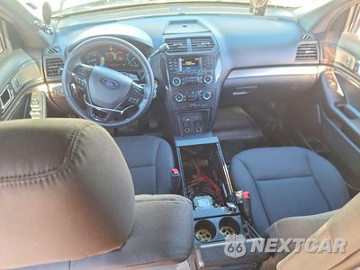 Zdjęcie 8 z 13 samochodu: 2018 FORD EXPLORER POLICE INTERCEPTOR VIN:1FM5K8AR1JGB46441 - miniatura