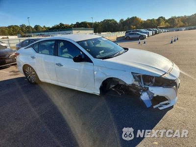 Czwarte zdjęcie samochodu z boku: 2025 NISSAN ALTIMA SV VIN:1N4BL4DV9SN395207 - miniatura