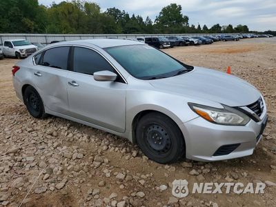 Czwarte zdjęcie samochodu z boku: 2017 NISSAN ALTIMA 2.5 S VIN:1N4AL3AP5HC296755 - miniatura