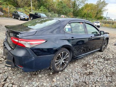 Trzecie zdjęcie samochodu z tyłu: 2018 TOYOTA CAMRY SE VIN:JTNB11HK2J3048855 - miniatura