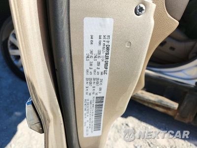Zdjęcie 13 z 13 samochodu: 2015 CHRYSLER TOWN & COUNTRY TOURING VIN:2C4RC1BG1FR627285 - miniatura
